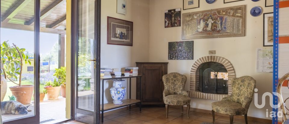 Casa indipendente / Villa 6 locali di 180 m² in Sirolo (60020)