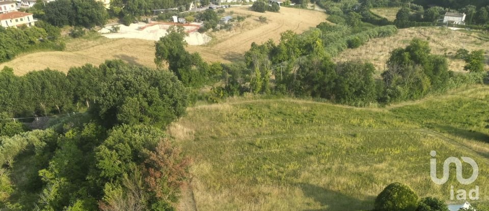 Casa indipendente / Villa 6 locali di 180 m² in Sirolo (60020)