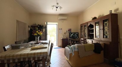 Apartment 5 rooms of 126 m² in - (87030)