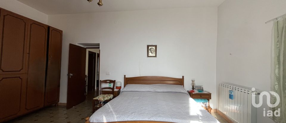 Appartamento 5 locali di 126 m² a - (87030)