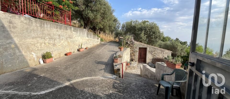 Appartamento 5 locali di 126 m² a - (87030)