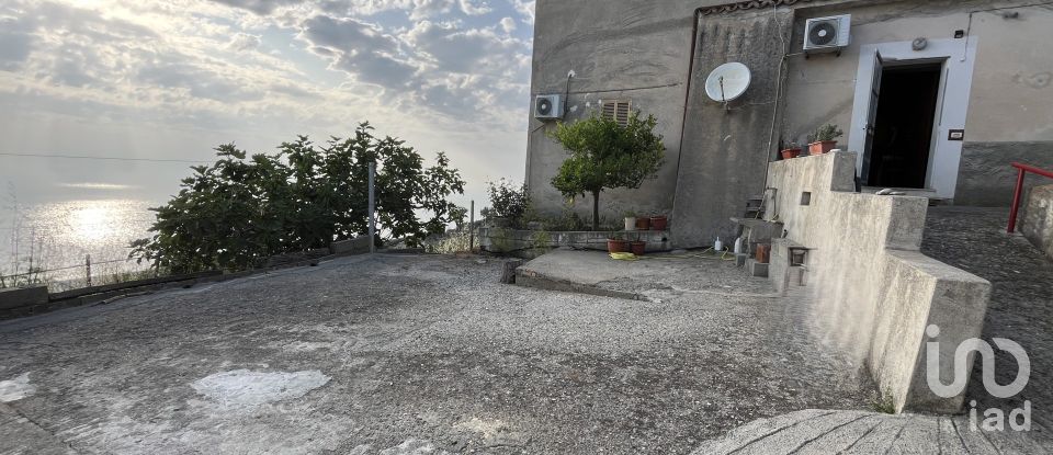 Appartamento 5 locali di 126 m² a - (87030)