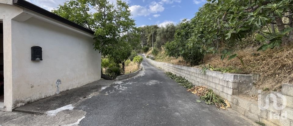 Appartamento 5 locali di 126 m² a - (87030)