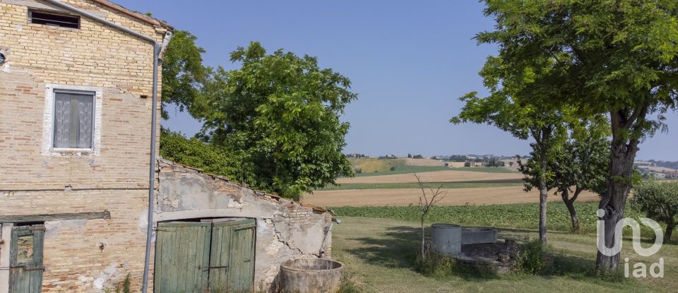 Rustico 7 locali di 270 m² in Filottrano (60024)