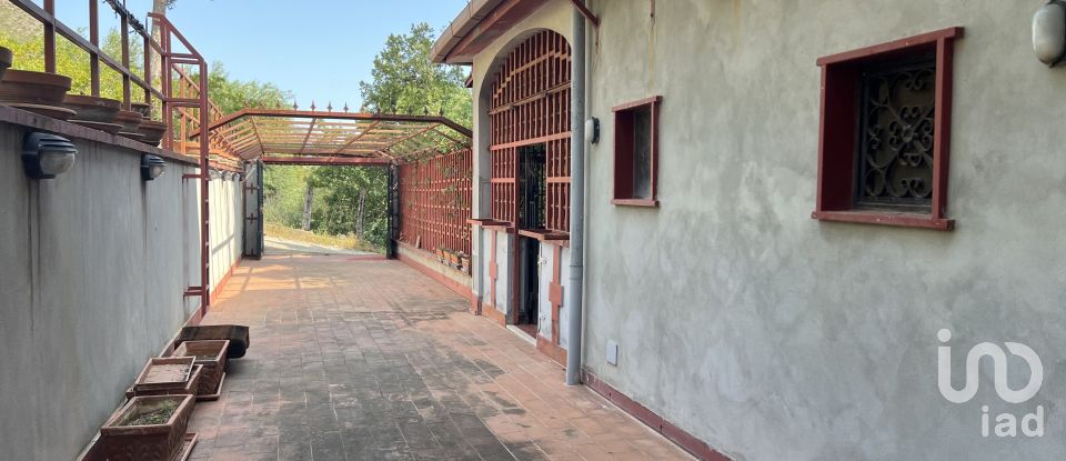 Casale 12 locali di 197 m² in Trabia (90019)
