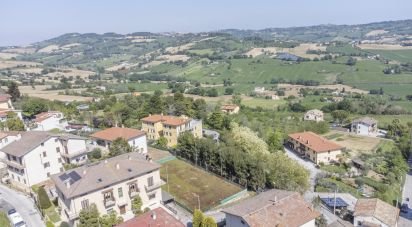 Varie superfici di 1.408 m² in Osimo (60027)
