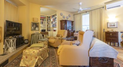 Casa indipendente / Villa 5 locali di 254 m² in Fermo (63900)