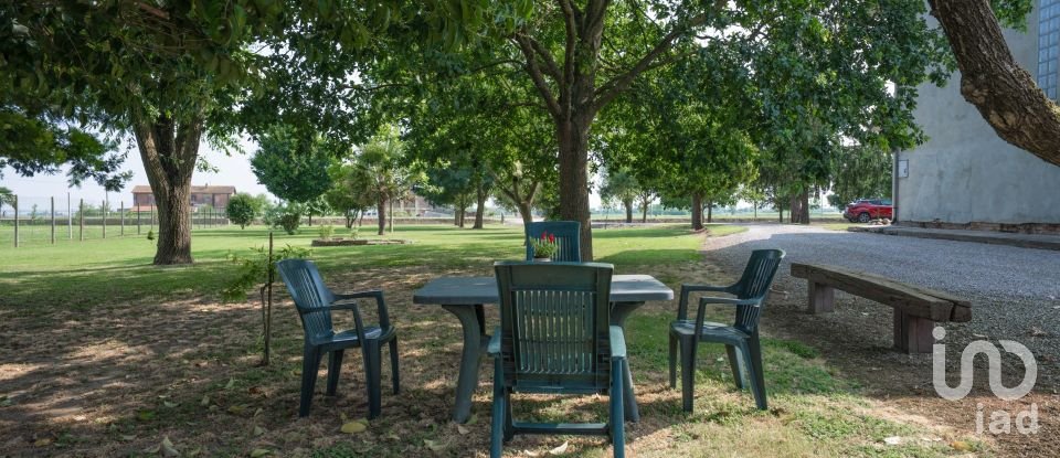 Casa indipendente / Villa 10 locali di 290 m² in Jolanda di Savoia (44037)