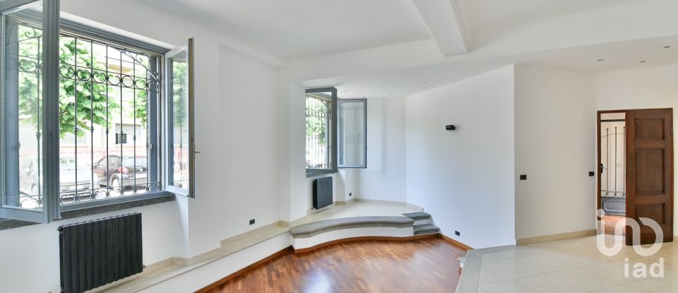 Trilocale di 103 m² a Verano Brianza (20843)