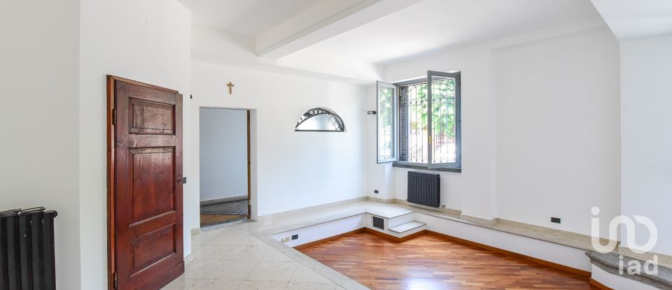 Trilocale di 103 m² a Verano Brianza (20843)