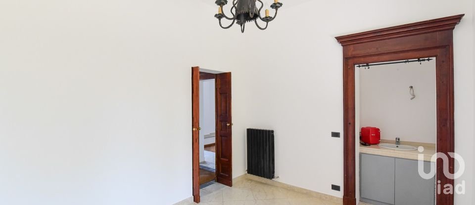 Trilocale di 103 m² a Verano Brianza (20843)