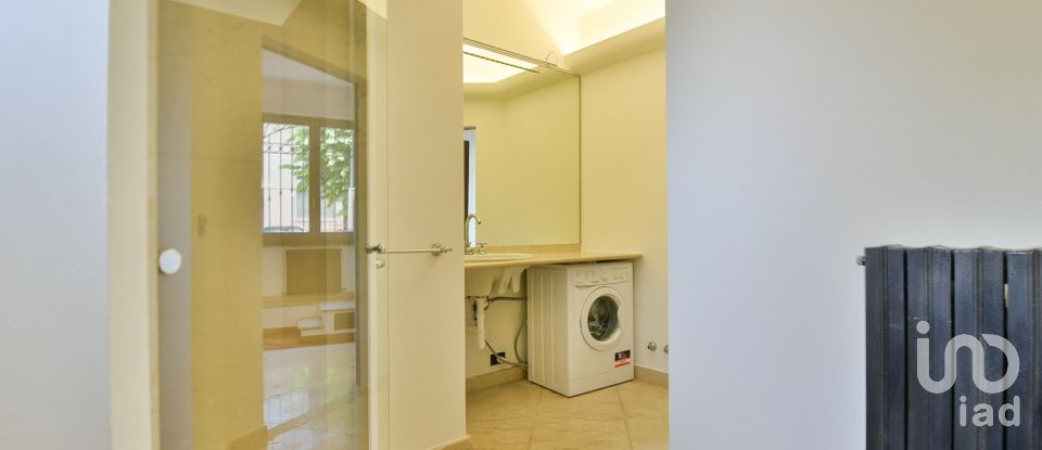 Trilocale di 103 m² a Verano Brianza (20843)