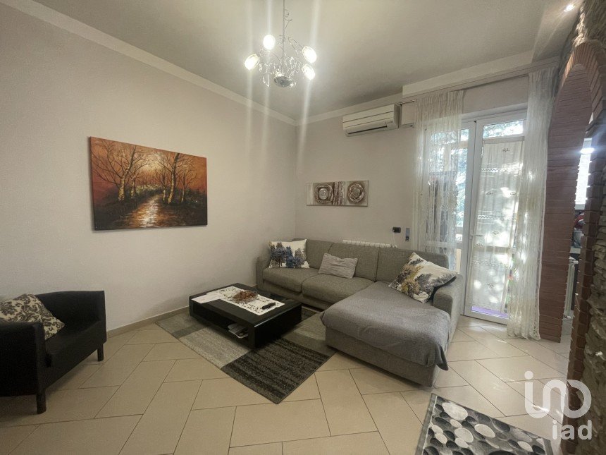 Apartment 6 rooms of 103 m² in Arezzo (52100)