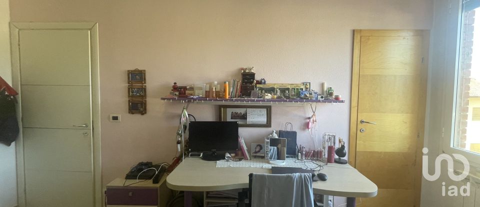 Apartment 6 rooms of 103 m² in Arezzo (52100)