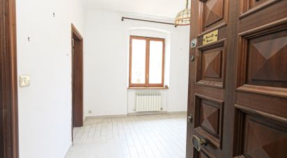 Trilocale di 70 m² a Genova (16126)