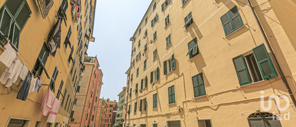 Three-room apartment of 70 m² in Genova (16126)