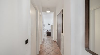 Three-room apartment of 67 m² in Seregno (20831)