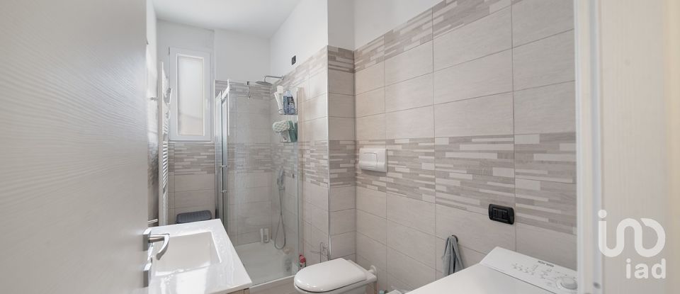 Trilocale di 67 m² a Seregno (20831)