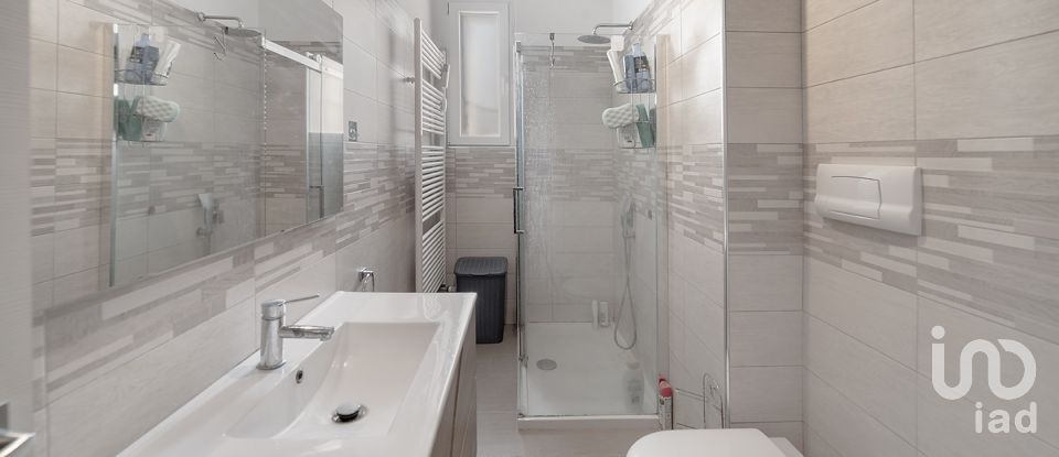 Trilocale di 67 m² a Seregno (20831)