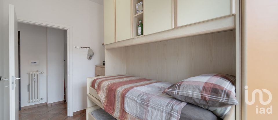 Trilocale di 67 m² a Seregno (20831)