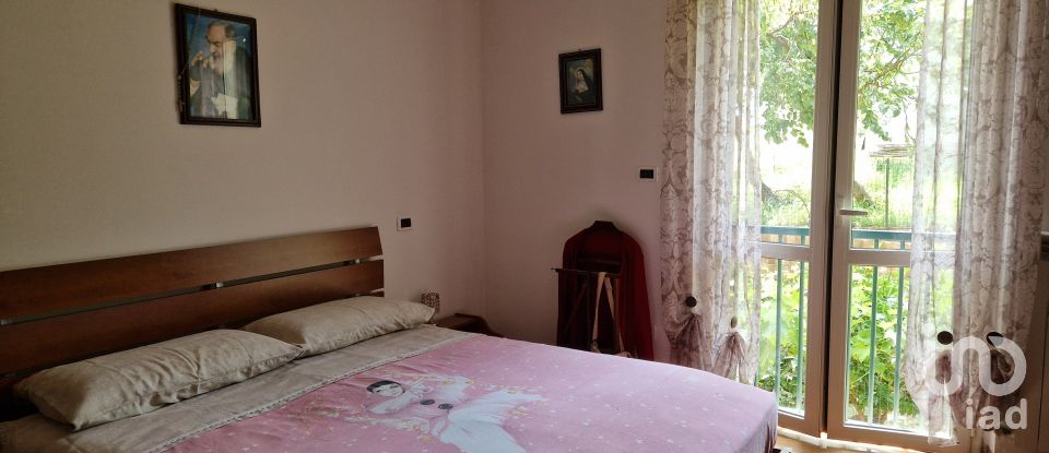 Casale 17 locali di 400 m² in Colonnella (64010)