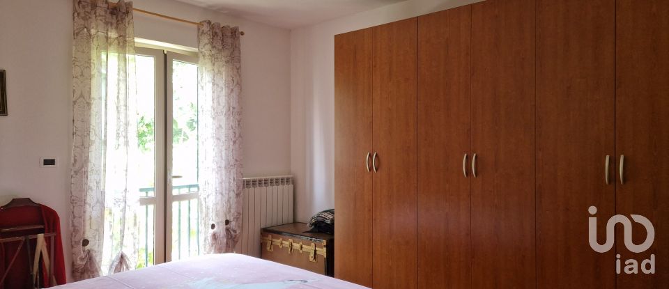 Casale 17 locali di 400 m² in Colonnella (64010)