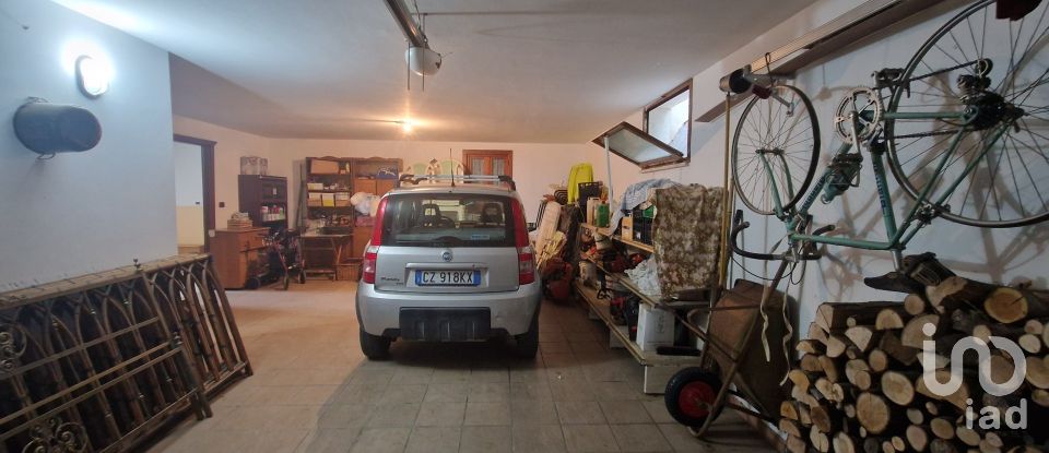 Casale 17 locali di 400 m² in Colonnella (64010)