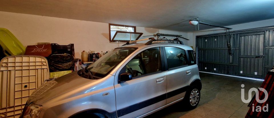 Casale 17 locali di 400 m² in Colonnella (64010)