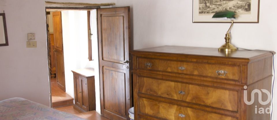 Townhouse 7 rooms of 227 m² in Panicale (06064)