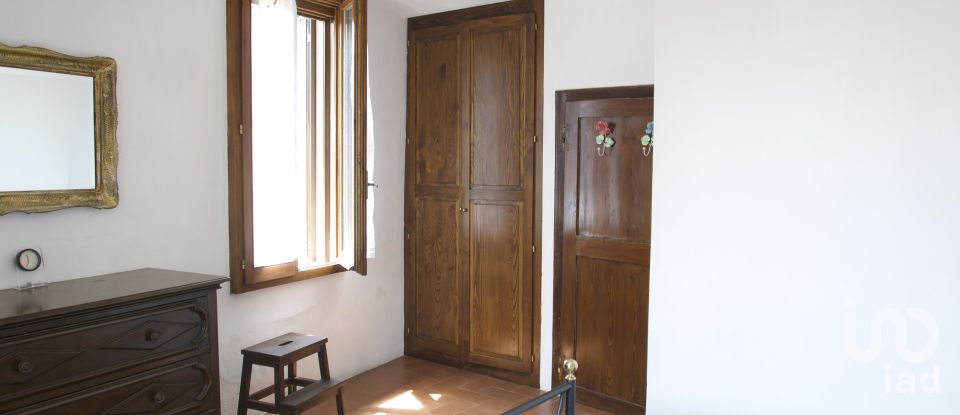Townhouse 7 rooms of 227 m² in Panicale (06064)