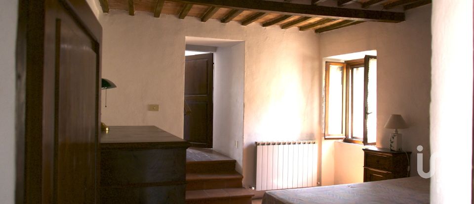 Townhouse 7 rooms of 227 m² in Panicale (06064)