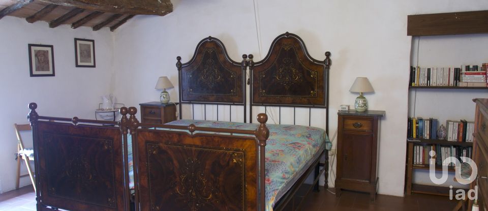 Townhouse 7 rooms of 227 m² in Panicale (06064)