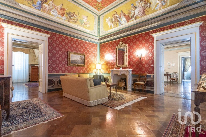 Immobile di prestigio 10 locali di 500 m² a Fermo (63900)