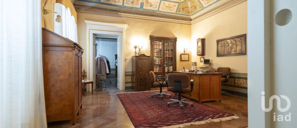 Immobile di prestigio 10 locali di 500 m² a Fermo (63900)