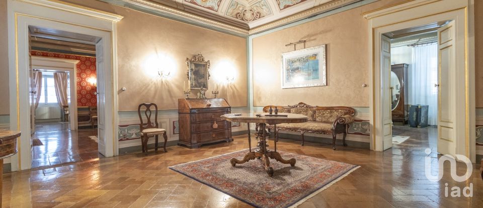 Immobile di prestigio 10 locali di 500 m² a Fermo (63900)