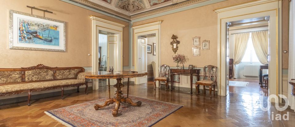 Immobile di prestigio 10 locali di 500 m² a Fermo (63900)