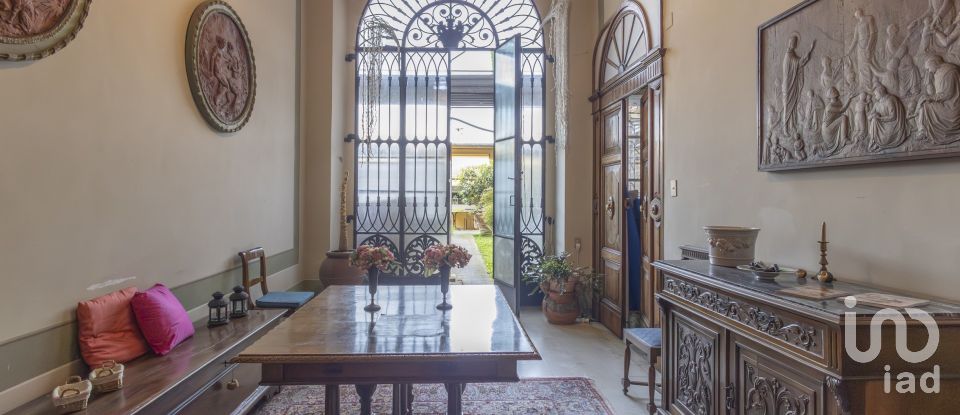 Immobile di prestigio 10 locali di 500 m² a Fermo (63900)