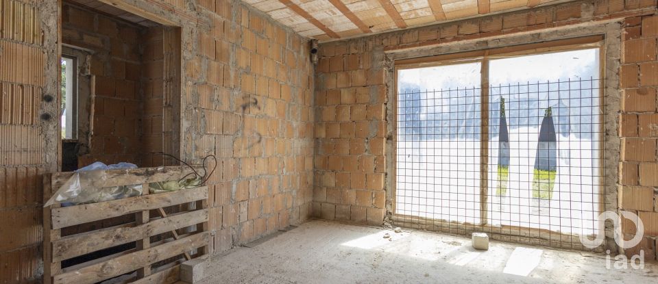 Villa Bifamiliare 9 locali di 120 m² in Osimo (60027)