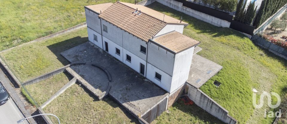 Villa Bifamiliare 9 locali di 120 m² in Osimo (60027)