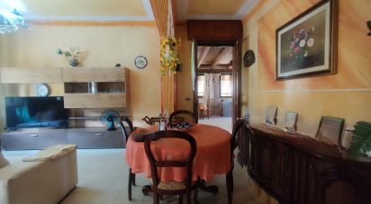 Trilocale di 96 m² a Reggio nell'Emilia (42124)