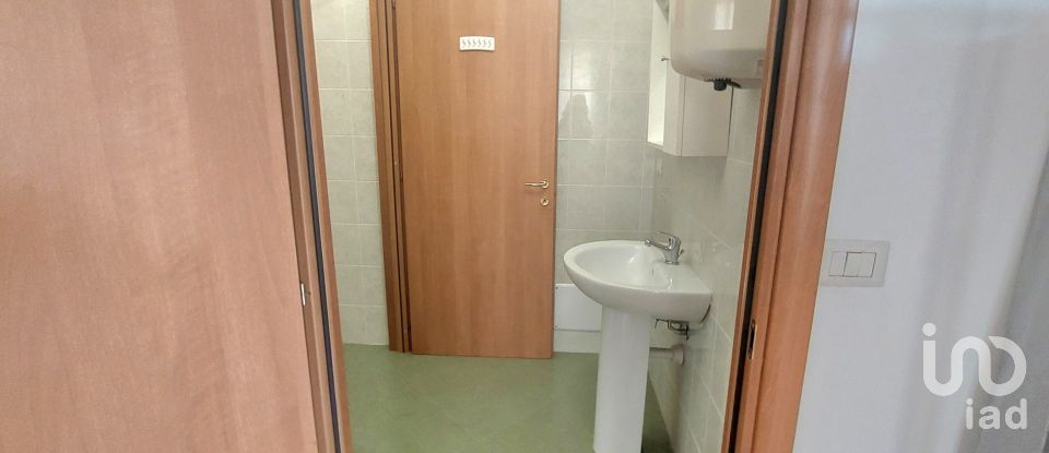 Uffici di 60 m² in Pinerolo (10064)