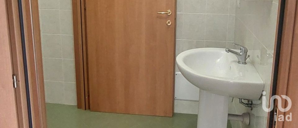 Uffici di 60 m² in Pinerolo (10064)