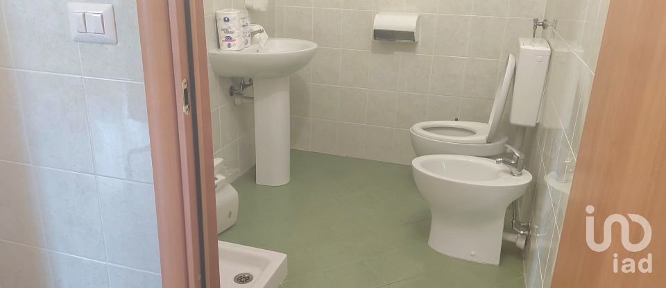 Uffici di 60 m² in Pinerolo (10064)