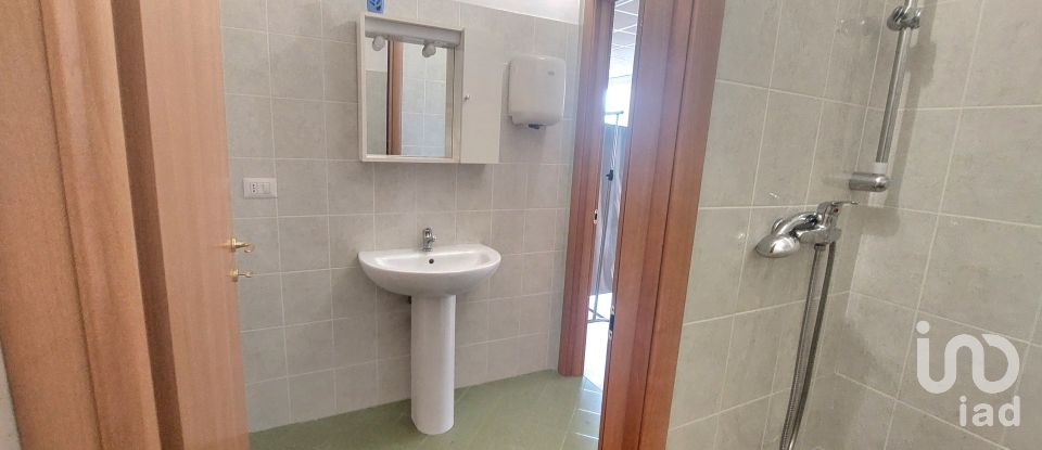 Uffici di 60 m² in Pinerolo (10064)