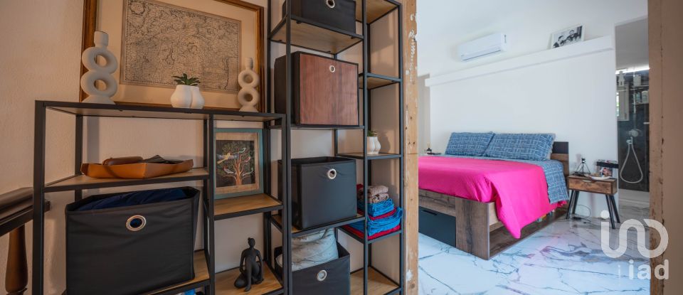 Farm 8 rooms of 230 m² in Peschiera del Garda (37019)