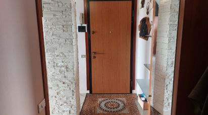 Trilocale di 89 m² a Nova Milanese (20834)