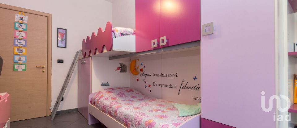 Trilocale di 70 m² a Torino (10145)