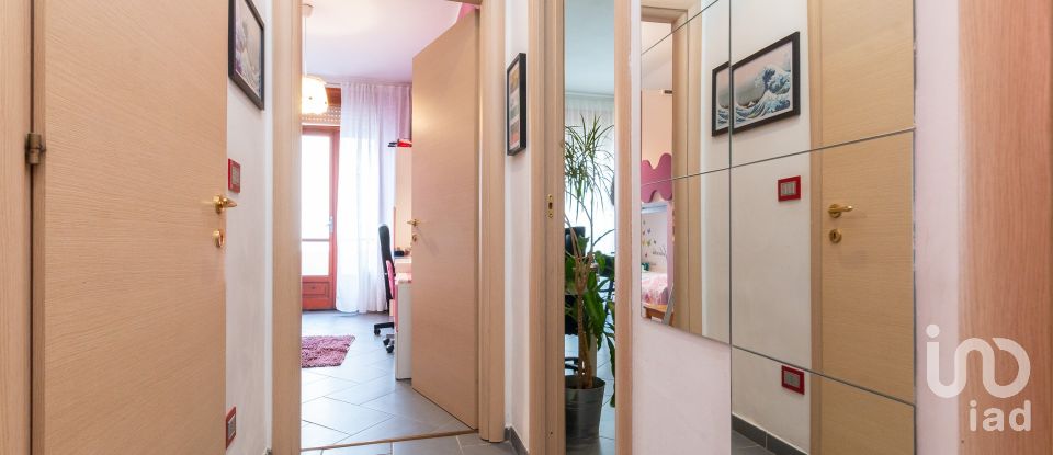 Trilocale di 70 m² a Torino (10145)