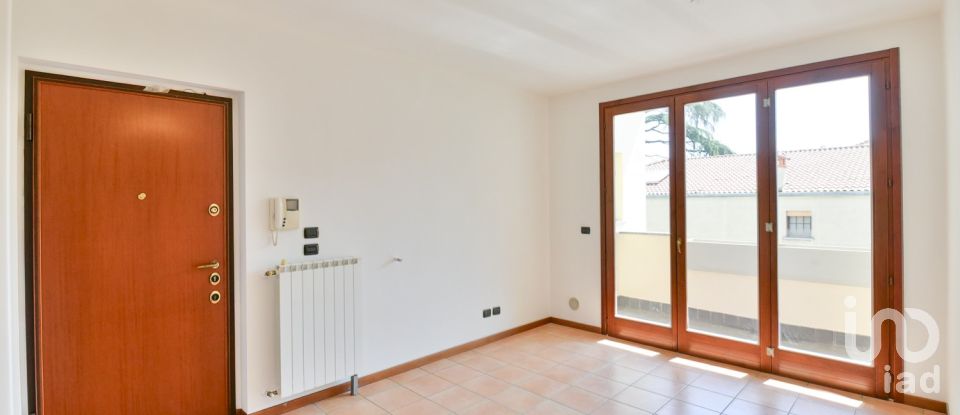 Bilocale di 54 m² a Meda (20821)