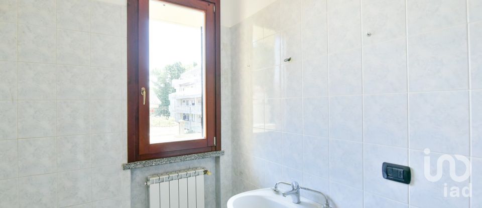 Bilocale di 54 m² a Meda (20821)